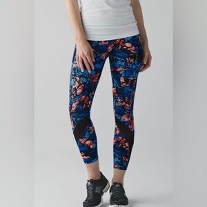 Lululemon Inspire Tight II Paint Storm
Harbor Blue Multi Black Mesh Zips
RARE